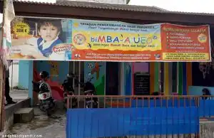 Bisnis Pendidikan